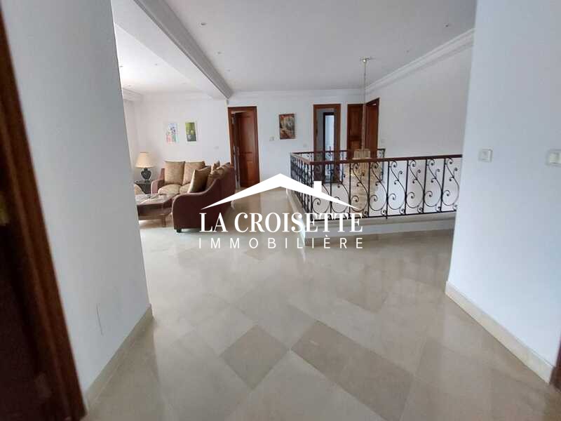 Villa S+6 à Gammarth